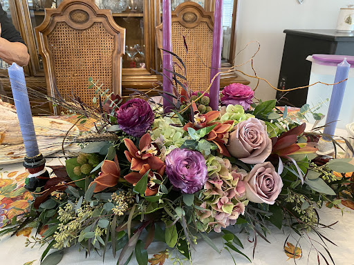 Florist «Country Village Florist and Gifts, Inc.», reviews and photos, 212 E Main St, East Islip, NY 11730, USA