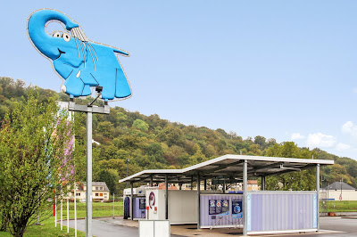 Eléphant Bleu à Clouange