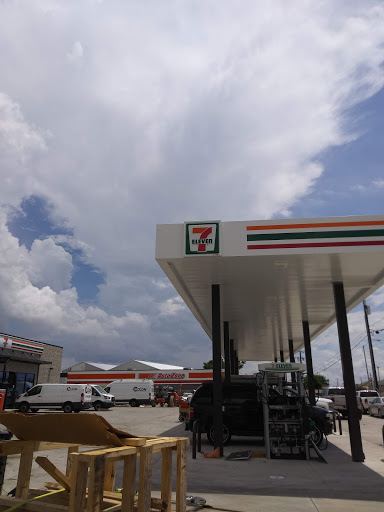 Auto Parts Store «AutoZone», reviews and photos, 10976 Harry Hines Blvd, Dallas, TX 75220, USA