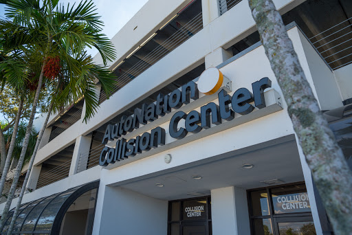 Auto Body Shop «AutoNation Collision Center Pembroke Pines», reviews and photos, 8600 Pines Blvd #100, Hollywood, FL 33024, USA
