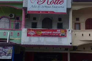 Rotte Bakery Lipat Kain image