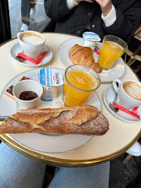 Croissant du Restaurant Le Bistro à Paris - n°1