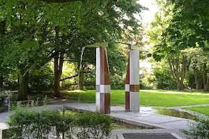 Brunnen im Stadt Park image