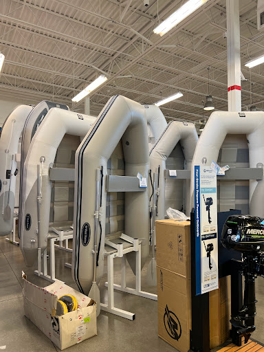 Marine Supply Store «West Marine», reviews and photos, 2401 S Andrews Ave, Fort Lauderdale, FL 33316, USA