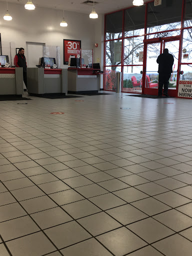 Tire Shop «Discount Tire Store - Burnsville, MN», reviews and photos, 14200 Morgan Ave S, Burnsville, MN 55306, USA