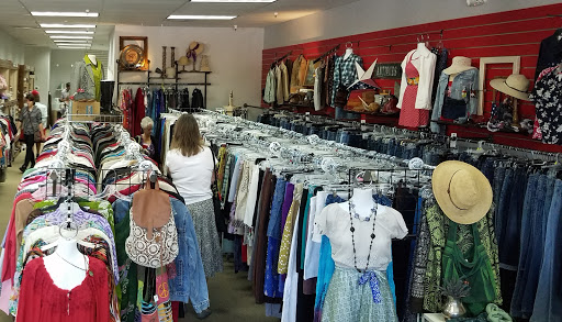 Thrift Store «Bread & Roses Thrift and More», reviews and photos, 840 E Main St, Grass Valley, CA 95945, USA