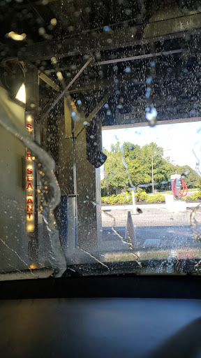 Car Wash «Water Works Car Wash-Elkridge-24 Hours», reviews and photos, 6370 Old Washington Rd, Elkridge, MD 21075, USA