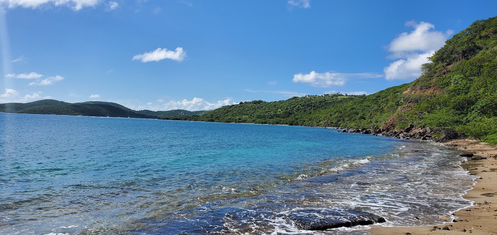 Photo of Playa Mosquito with blue water surface