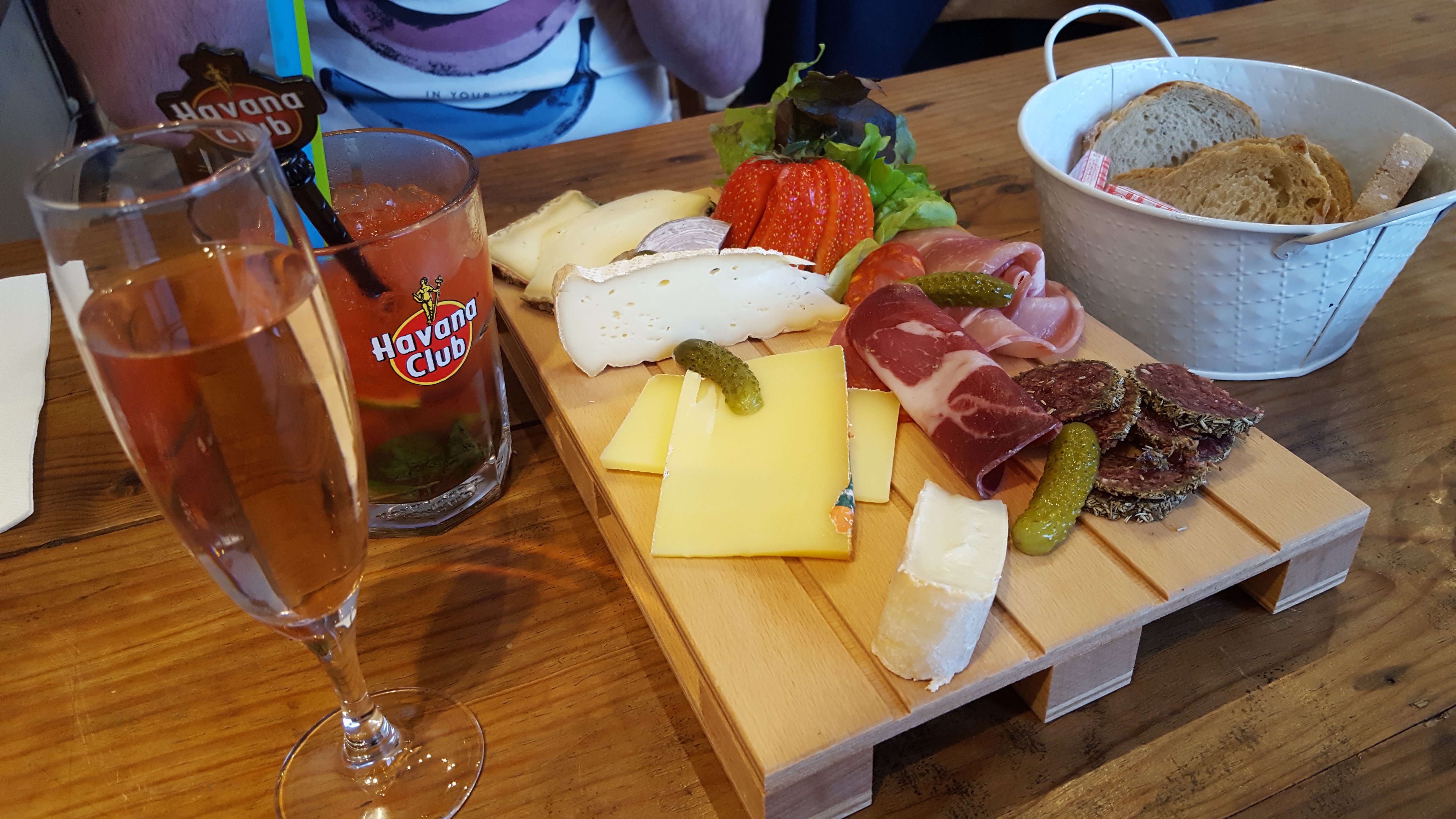 Photo n° 1 de l'avis de Célia.e fait le 10/06/2017 à 12:32