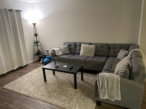 Used Furniture Store «Orlando Furniture Exchange», reviews and photos, 3228 W State Rd 426 #1016, Oviedo, FL 32765, USA