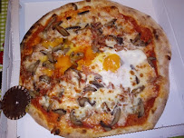 Pizza du Pizzeria La Bella à Pontarlier - n°12