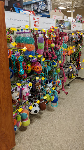 Pet Supply Store «PetSmart», reviews and photos, 2458 Central Park Ave, Yonkers, NY 10710, USA