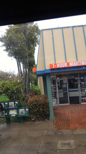 Dry Cleaner «One Hour Martinizing», reviews and photos, 1275 Solano Ave, Albany, CA 94706, USA