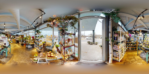 Florist «Blossoms», reviews and photos, 33866 Woodward Ave, Birmingham, MI 48009, USA