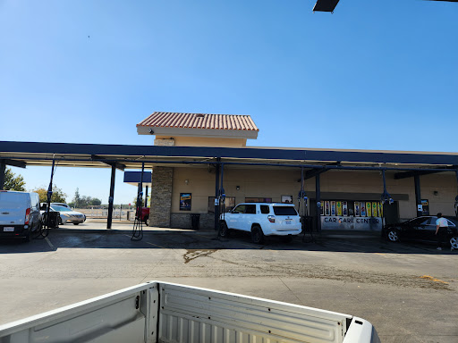 Mister Car Wash en Hanford