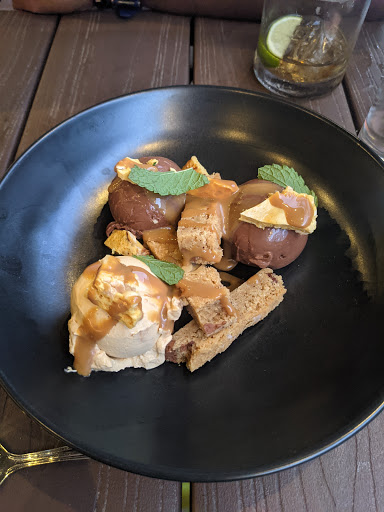 Steak House «Laurelhurst Market», reviews and photos, 3155 E Burnside St, Portland, OR 97214, USA