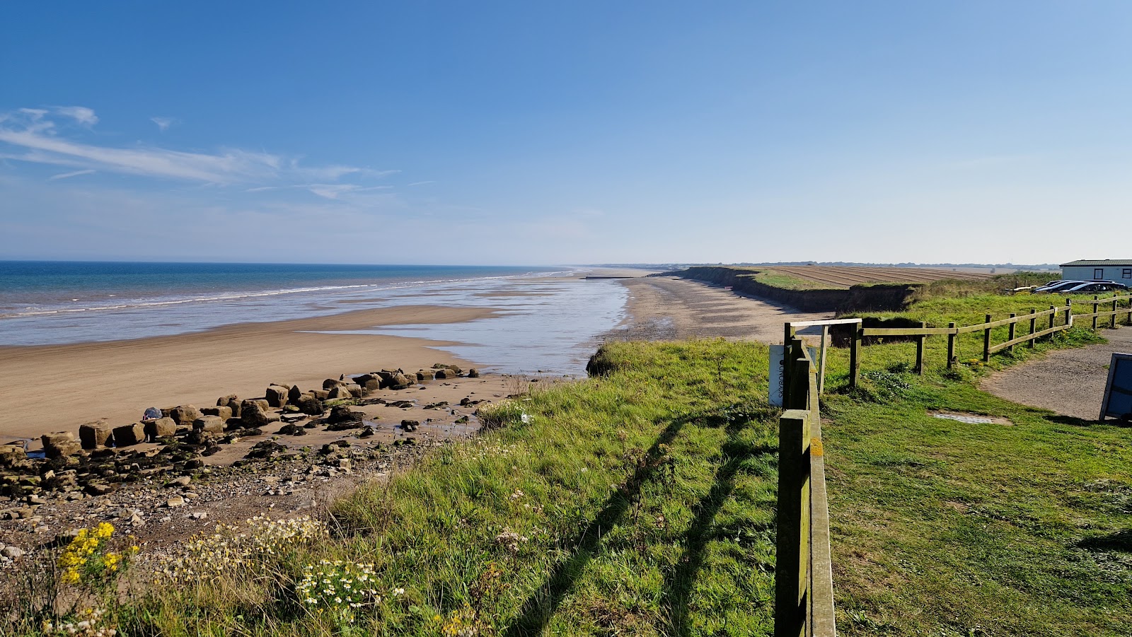 Fotografija Barmston Beach z dolga ravna obala