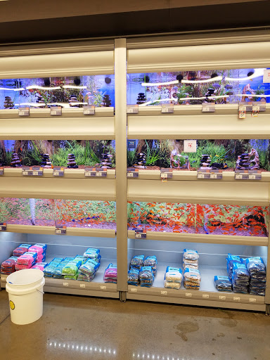 Pet Store «PetSmart», reviews and photos, 1580 Gateway Blvd, Fairfield, CA 94533, USA