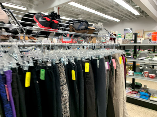 Store «Goodwill Denver - S. Denver», reviews and photos, 6435 E Hampden Ave, Denver, CO 80231, USA