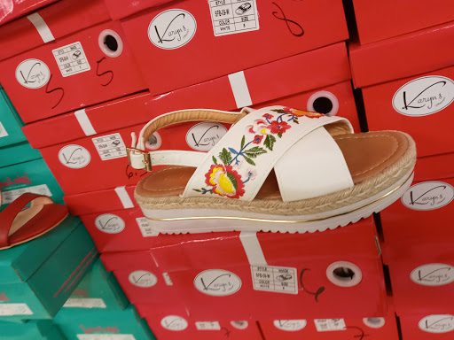 Shoe Store «Niebla Shoes #2», reviews and photos, 1767 W 37th St, Hialeah, FL 33012, USA