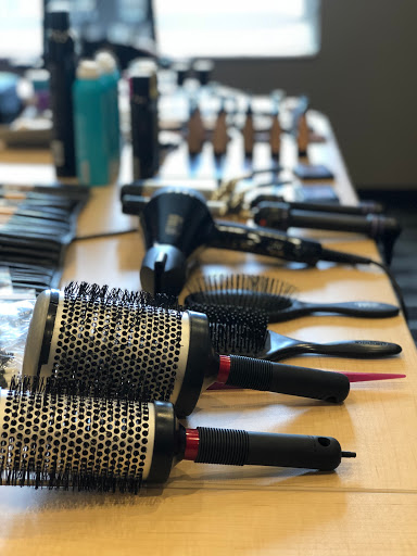 Hair Salon «Chic Hair & Makeup Salon», reviews and photos, 205 Brightman St, Fall River, MA 02720, USA