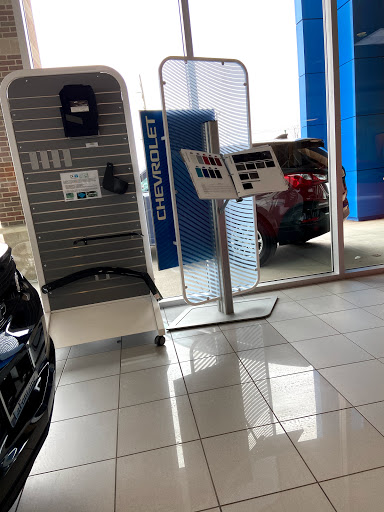 Chevrolet Dealer «LaFontaine Chevrolet», reviews and photos, 7120 Dexter Ann Arbor Rd, Dexter, MI 48130, USA
