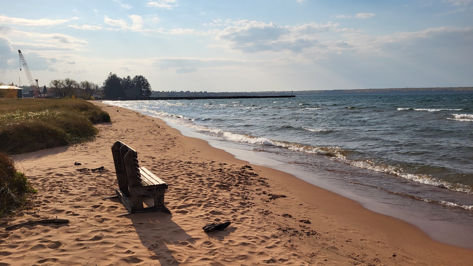 Foto de Cornucopia Beach - lugar popular entre os apreciadores de relaxamento