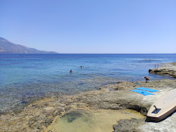 Amandakis beach'in fotoğrafı - rahatlamayı sevenler arasında popüler bir yer