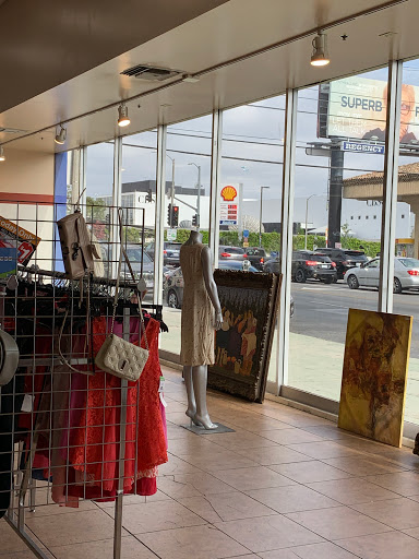 Thrift Store «Goodwill», reviews and photos, 7919 Beverly Blvd, Los Angeles, CA 90048, USA