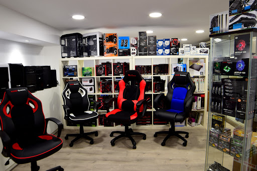 Traxtore Informática (Reparación de todo tipo de Pc y portátil. Venta de Pc y recambios) en Barcelona, Barcelona