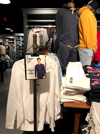 Shopping Mall «Dadeland Mall», reviews and photos, 7535 N Kendall Dr, Miami, FL 33156, USA