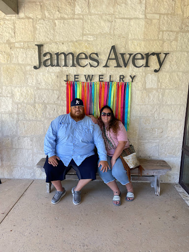 Jewelry Store «James Avery Jewelry», reviews and photos, 145 Avery Road North, Kerrville, TX 78028, USA