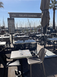 Atmosphère du Pizzeria Sandro gelato à Bandol - n°2