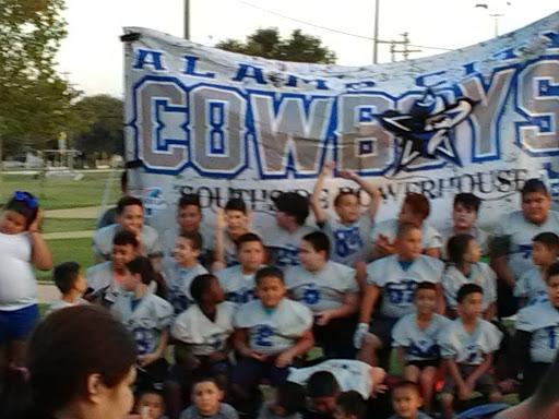 Park «Flores Park», reviews and photos, 803 W Southcross Blvd, San Antonio, TX 78211, USA