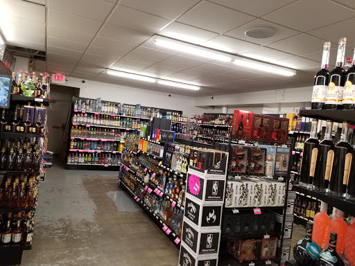 Liquor Store «101 Liquor», reviews and photos, 4787 US-101, Lincoln City, OR 97367, USA