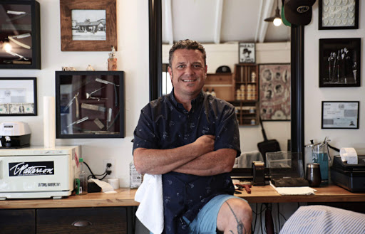 Barber Shop «The Den Barber Shop & Shave Parlor», reviews and photos, 1854 S Coast Hwy #1, Laguna Beach, CA 92651, USA