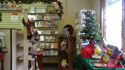 Christian Homestead Bookstore, 133 North Main Street,, Orrville, OH 44667, USA, 