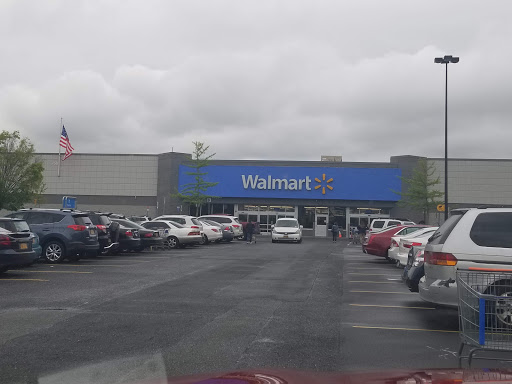 Discount Store «Walmart», reviews and photos, 750 Middle Country Rd, Middle Island, NY 11953, USA