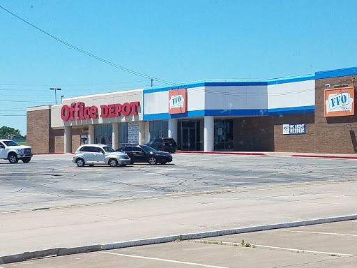 FFO Home, 2010 S Sheridan Rd, Tulsa, OK 74112, USA, 