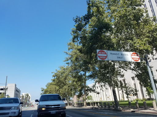 Shopping Mall «Los Angeles Mall», reviews and photos, 201 N Los Angeles St, Los Angeles, CA 90012, USA