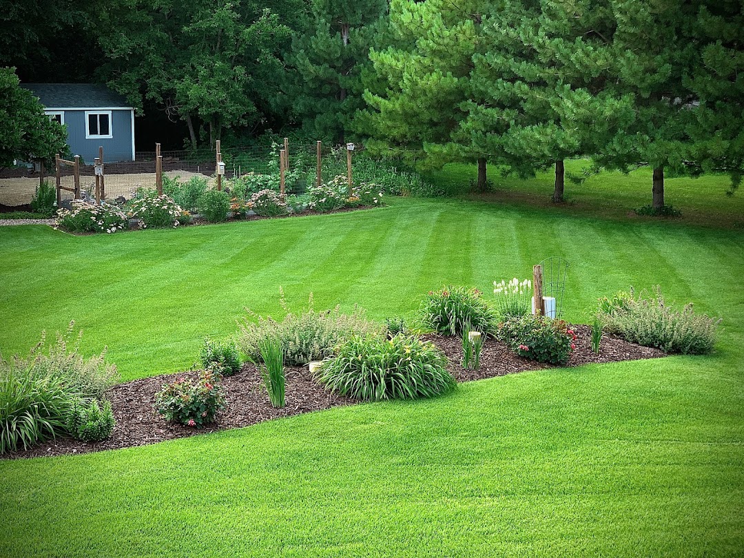 Organic Lawns by LUNSETH - Sales Office