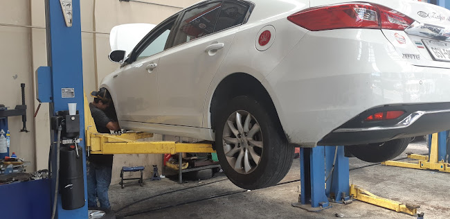 Opiniones de TECNICENTRO JR en Guayaquil - Taller de reparación de automóviles