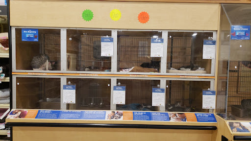 Pet Supply Store «PetSmart», reviews and photos, 288 12th Ave, Hanford, CA 93230, USA