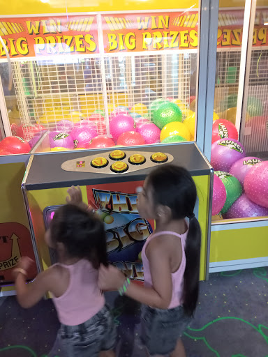 Amusement Center «Launch Trampoline Park», reviews and photos, 105 Pace Blvd, Warwick, RI 02888, USA