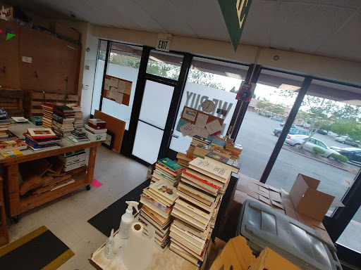 Book Store «Half Price Books», reviews and photos, 1321 SE Everett Mall Way, Everett, WA 98208, USA