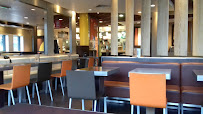 Atmosphère du Restauration rapide McDonald's à Boussy-Saint-Antoine - n°6