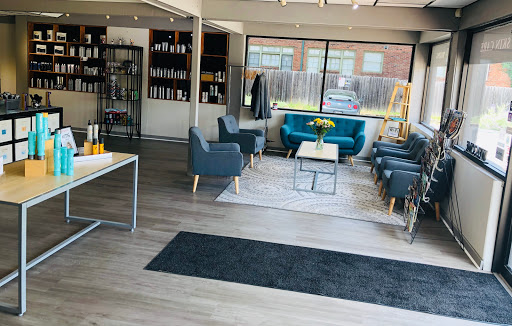 Beauty Salon «Snips Salon & Spa», reviews and photos, 5731 E Washington St, Indianapolis, IN 46219, USA