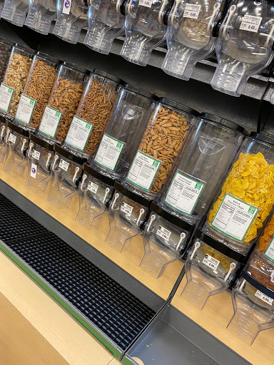 Grocery Store «Kroger Marketplace», reviews and photos, 7300 Yankee Rd, Liberty Township, OH 45044, USA