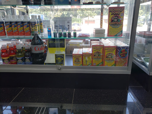 Tobacco Shop «Tobacco Oasis», reviews and photos, 259 Irving Park Rd, Roselle, IL 60172, USA