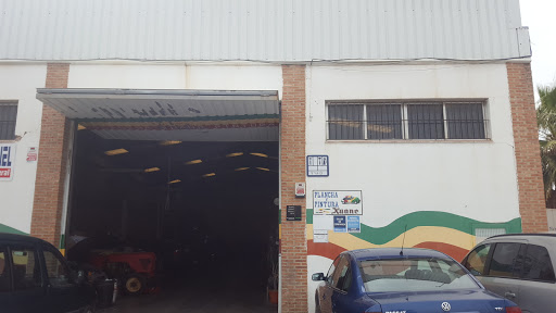 Talleres Xuano y Miguel en Monserrat, Valencia